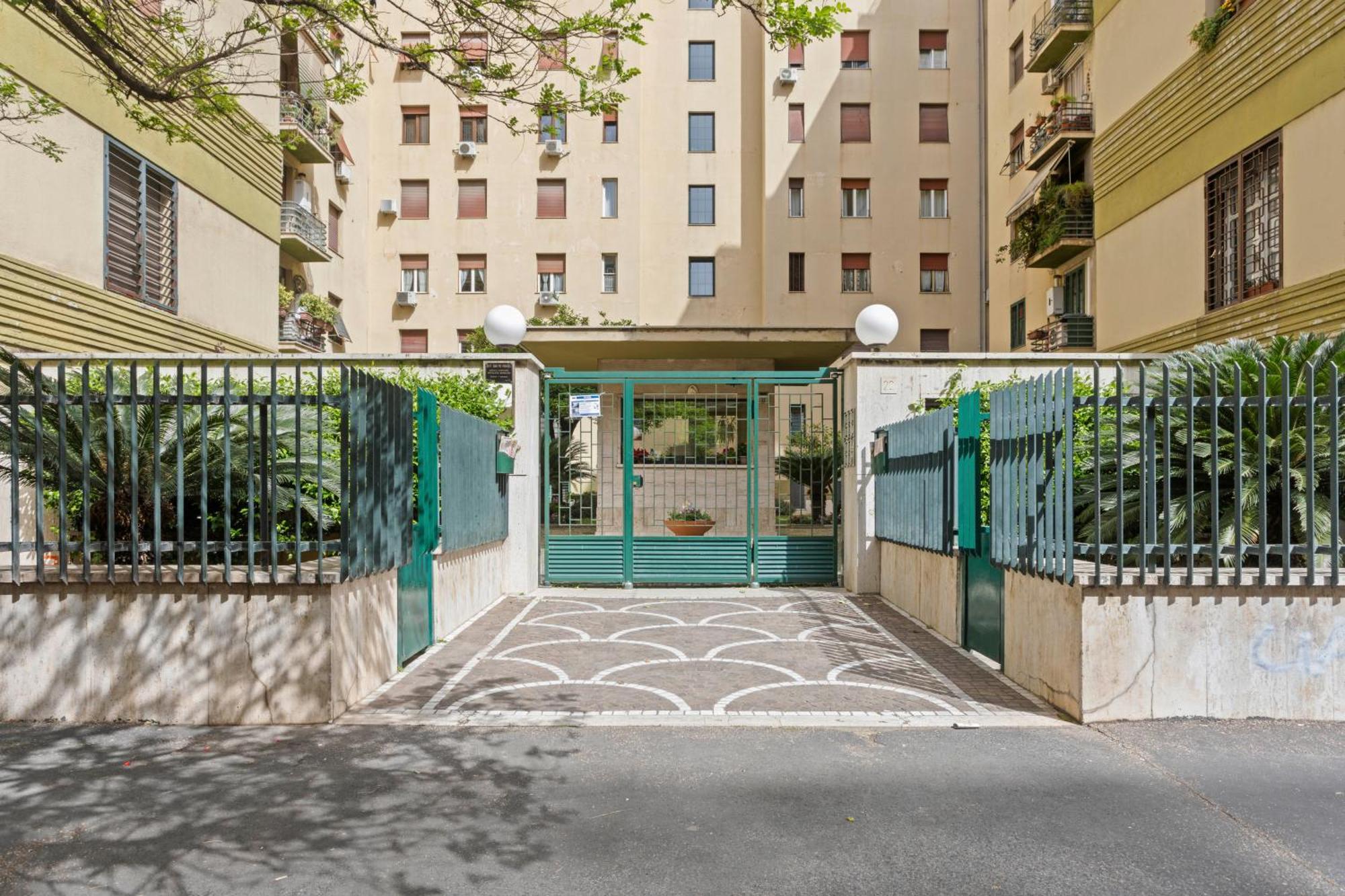 Appio Grand Apartment - S. Giovanni Rome Exterior photo